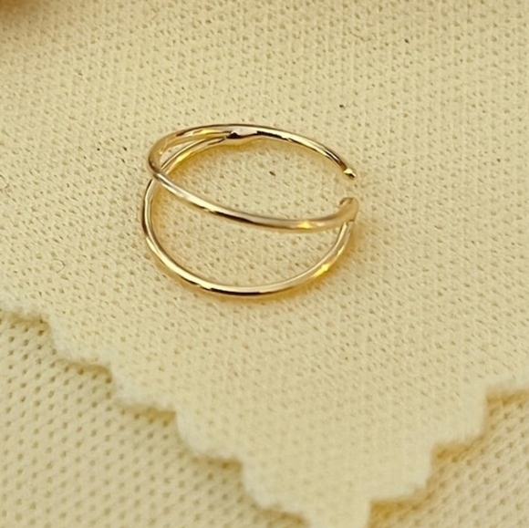 ⭐NWOT Goth Punk 20g Gold Double Hoop Nose Ring - Picture 8 of 13